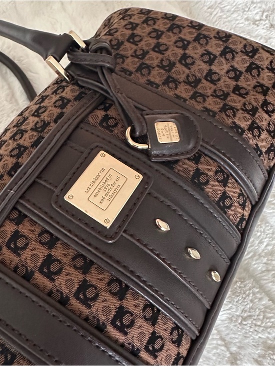 Liz Claiborne Handbags - Liz Claiborne Brown Patterned Shoulder Satchel with Dark Trim